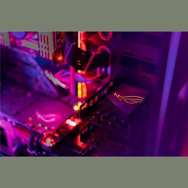 ASUS ROG Aura Terminal с цена 101.75 EUR - Gplay.bg